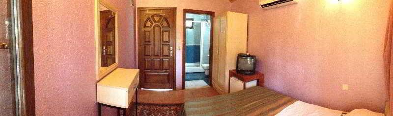 Sabah Pension Antalya Bagian luar foto