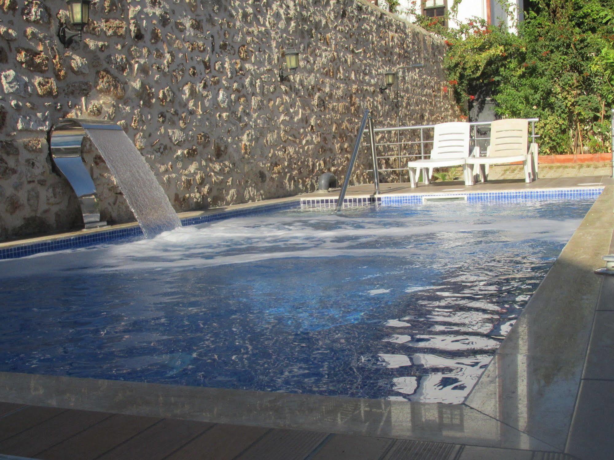 Sabah Pension Antalya Bagian luar foto