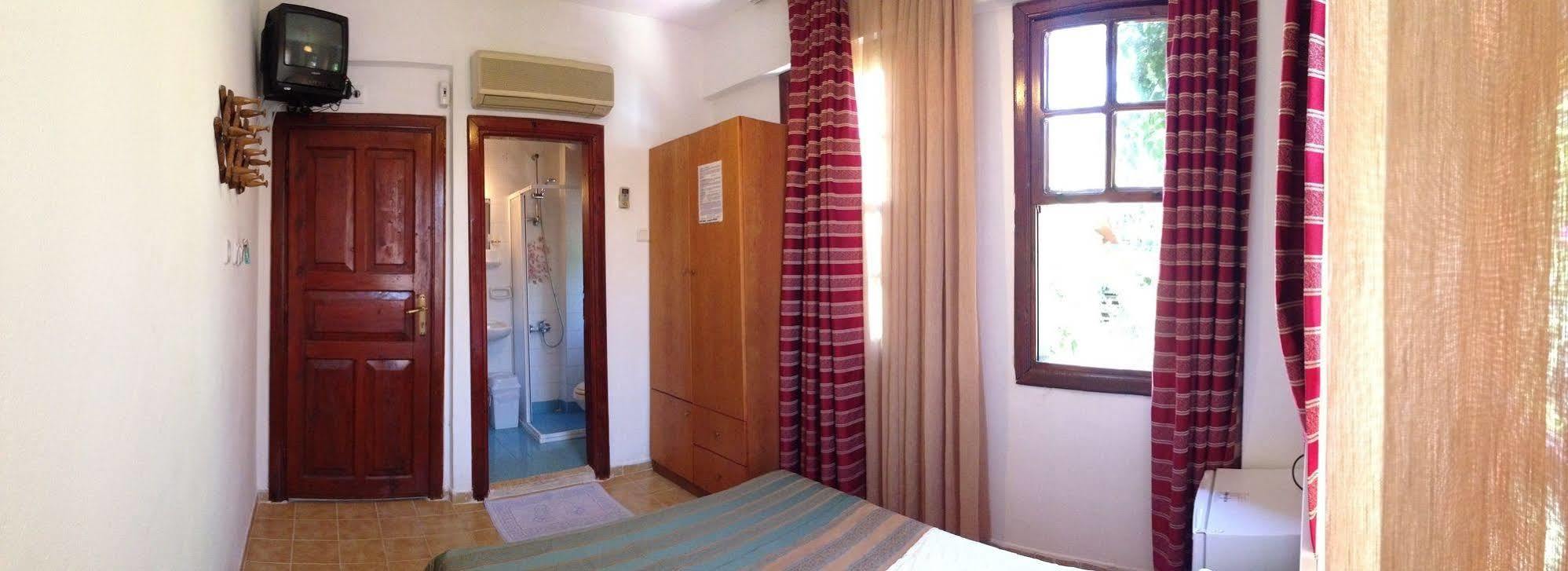 Sabah Pension Antalya Bagian luar foto
